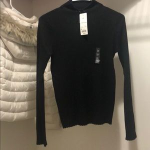 Uniqlo High Neck Sweater